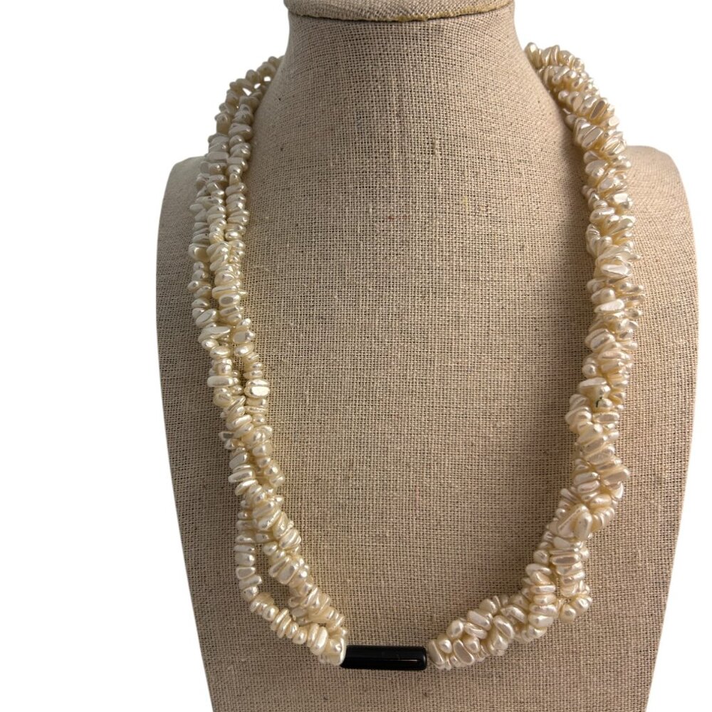 Twisted White Faux Stone Chippy Necklace Black Bar Pendant Elegant Classic 18"